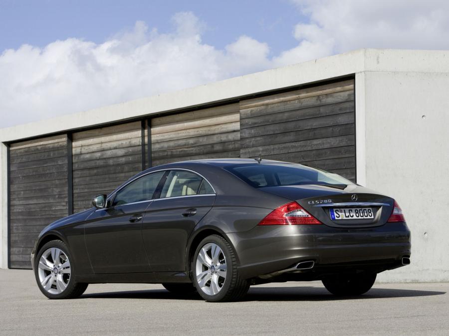 Mercedes-Benz CLS-Class 2008 года  (фото 47 из 71)